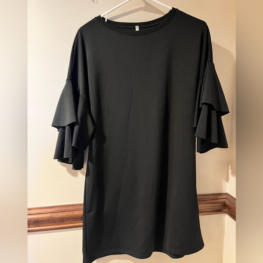Da Moda Mini Black Dress